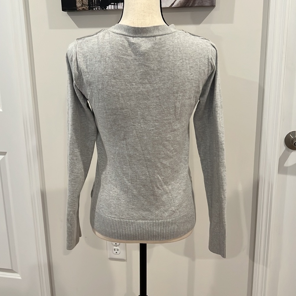 Banana Republic V-neck Cardigan - Picture 3 of 5